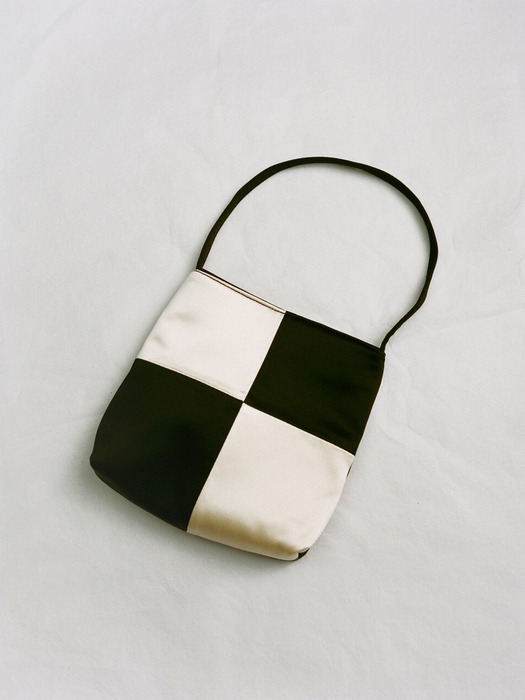 Vera Bag Black Ivory - Image 3