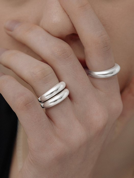 96 Semi Matte Bulging Silver Ring