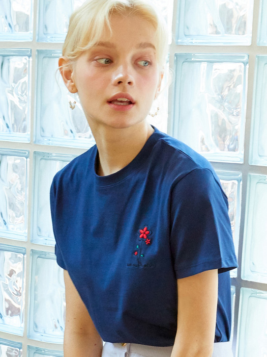 AMR1043 flower T-shirt (navy)