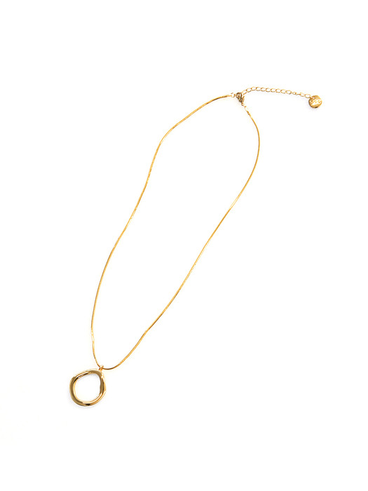 circle pendant necklace gold