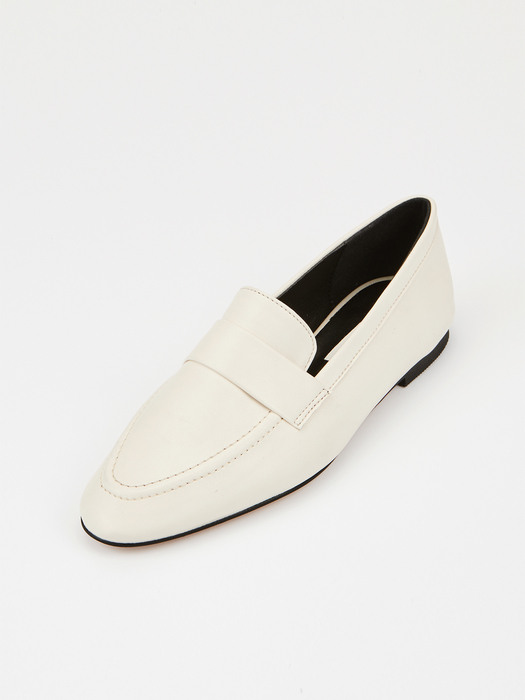 Simple Loafer (Ivory)