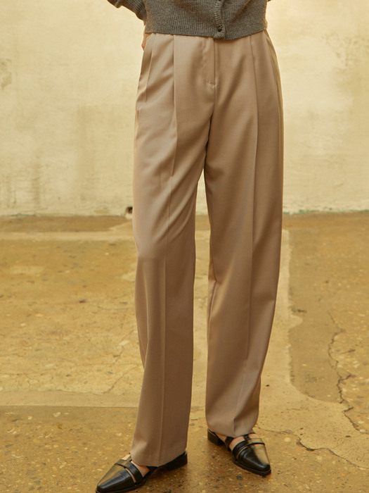 Pintuck Tapered fit Slacks Beige