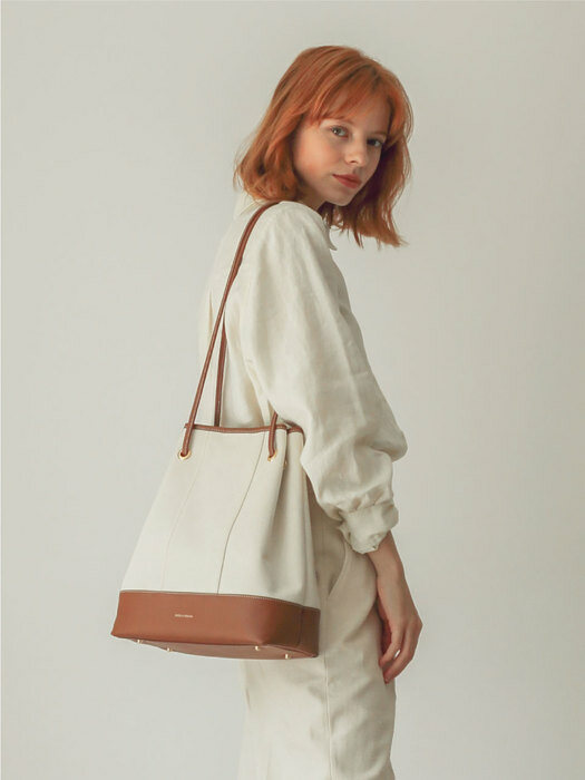 [단독]Toile Bag_peanut brown