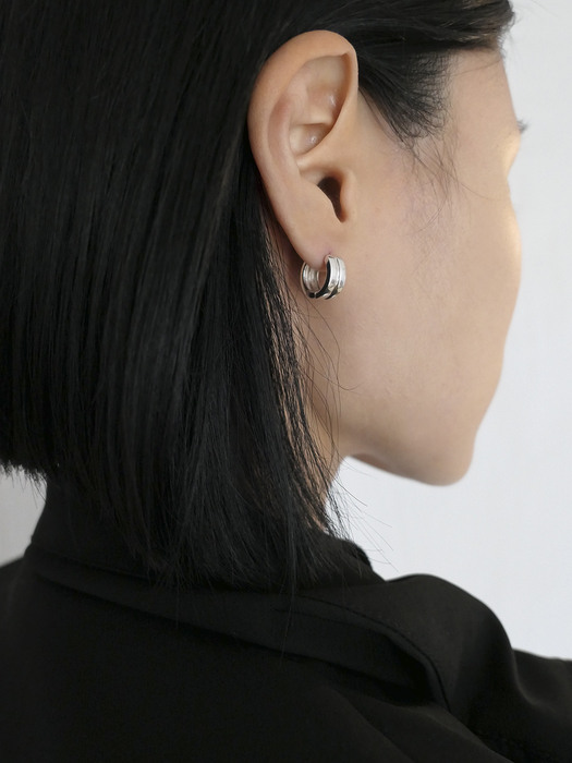 line earring