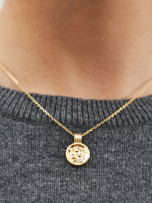 Moon Cubic Necklace