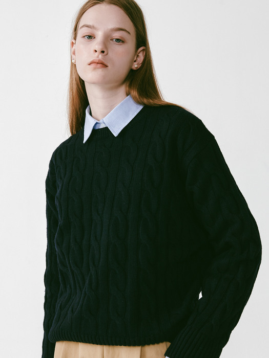 Round Cable Knit Navy