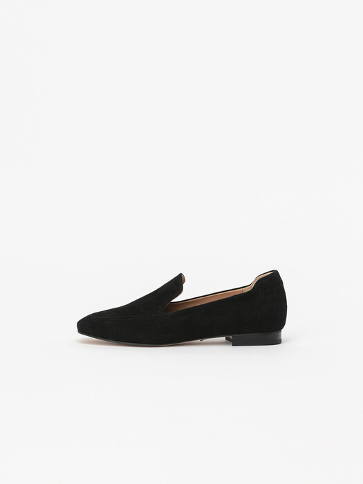 Affabile Loafers in Black Suede