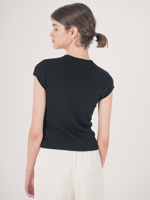 WED_Half neck line simple knit_BLACK