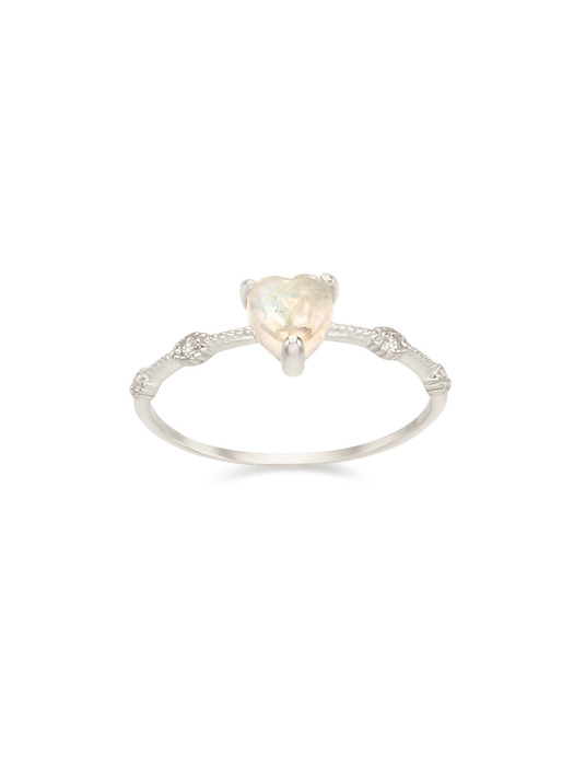 ginie heart ring