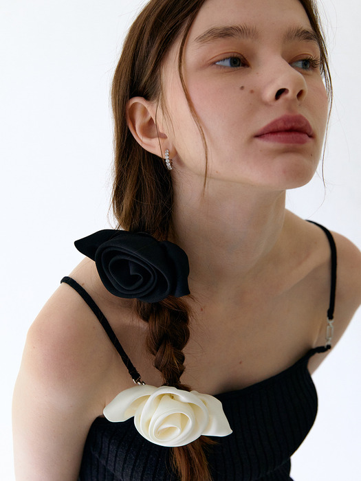 ROSE CHOU with leaves hair tie_black