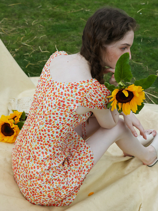 Cest_Simple floral chiffon dress