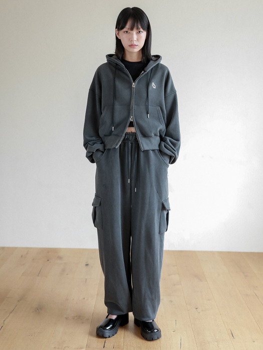 Lossy  Pigment Patch Cargo Sweat Pants_charcoal