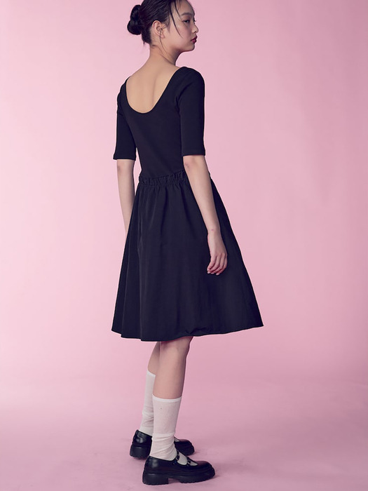 Jersey Patch Flared Midi Dress  Black (KE4271M025)