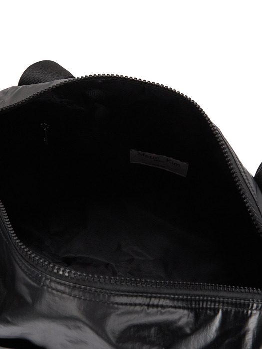 GLOSSY LOGO SPORTY DUFFEL BAG IN BLACK