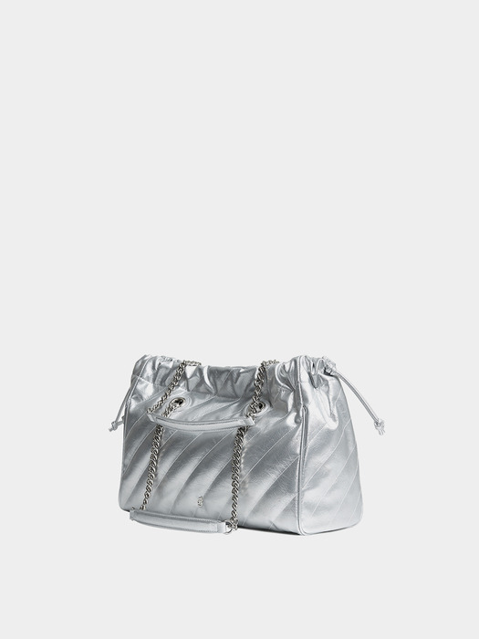 CH. SQUARE TRAWSTRING BAG, SILVER QUILTING