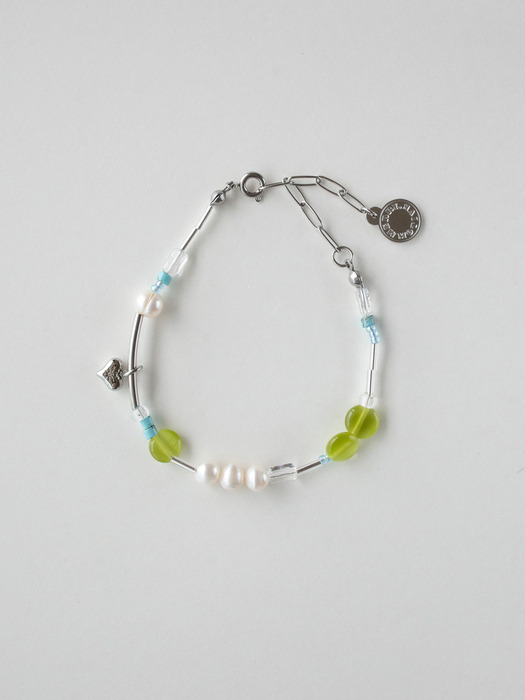 Refreshing beads and gemstone surgical bracelet