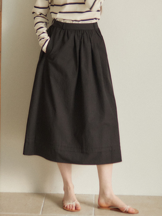 Pintuck Shirring Long Skirt - Black