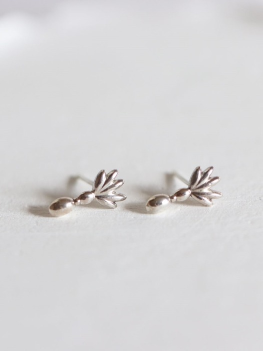 Mini fairy bells earring [silver/14k gold]