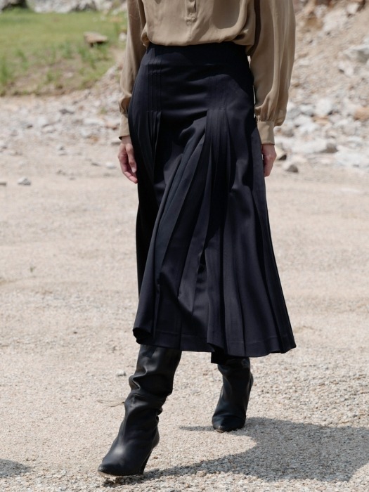 side-slit pleats skirt (navy)