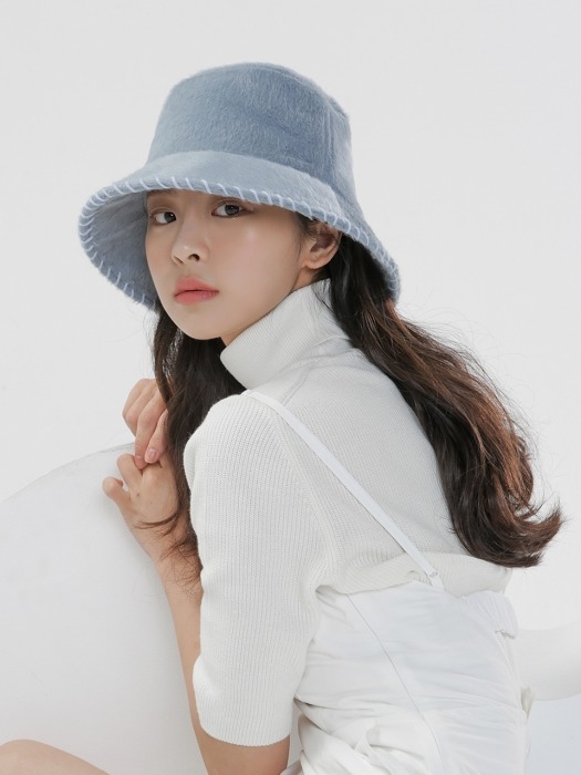 (HANDMADE EMBROIDERY) SOFT BLUE BUCKET HAT