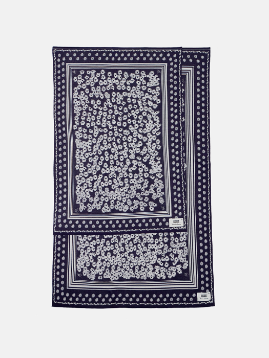 LEELEE Pattern Printed Blanket Navy