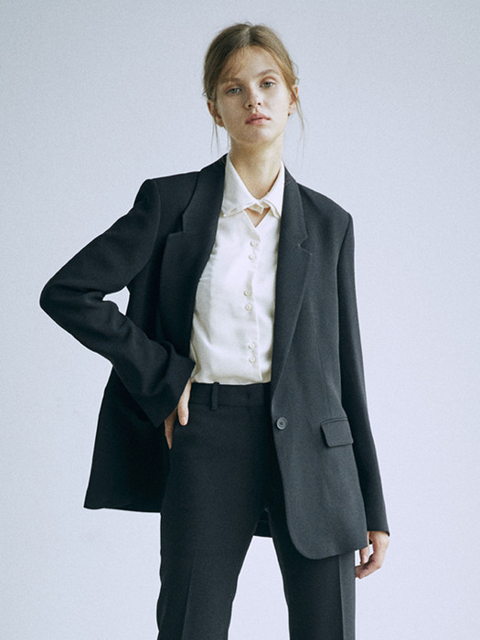 [리퍼브][Drama Signature] Slit Cuffs Tailored Blazer_BLACK,NAVY