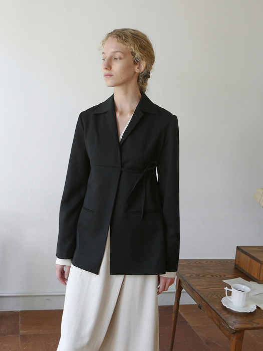 Agnes Wrap Wool Jacket (black)