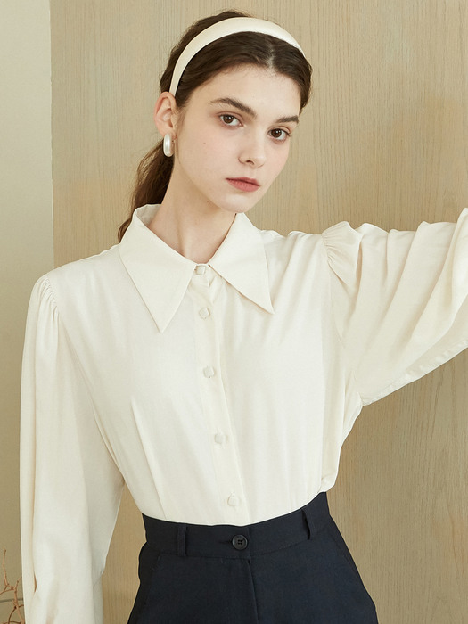 amr1222 square button blouse (ivory)