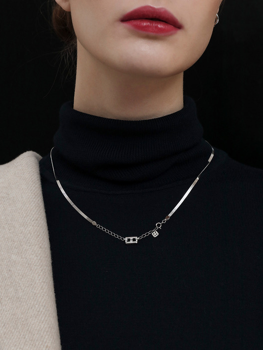 DOUBLE T herringbone chain choker necklace (#silver#gold)