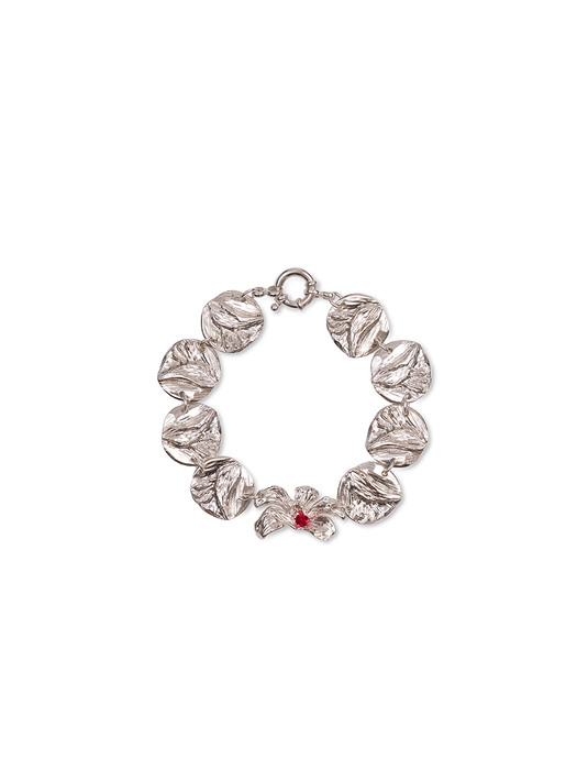 Flower link bracelet