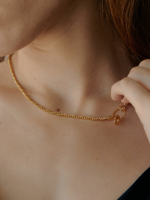 twist chain gold necklace (thin)