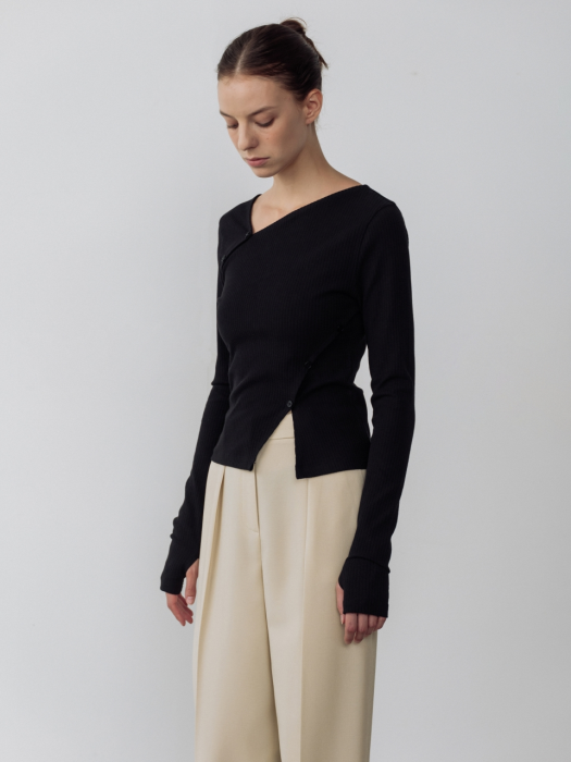 Unbalanced Cut-out Top Black (JWTS2F902BK)