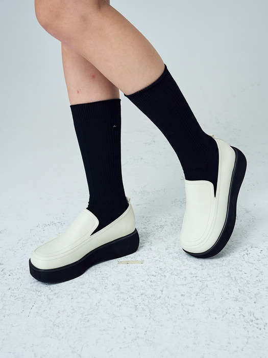 [단독]Bony flatform loafer (3 COLORS)
