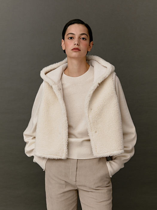 TWF FUR LAYER BOMBER_2COLORS