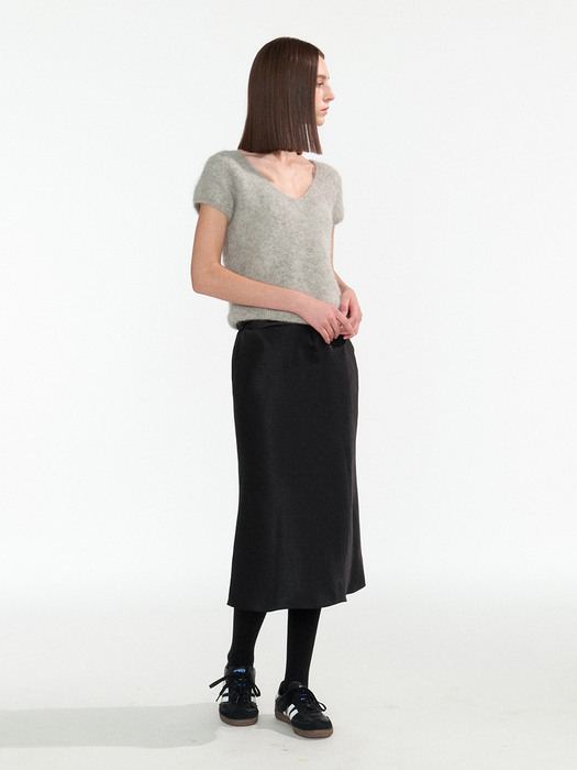 Satin flared skirt (Black)