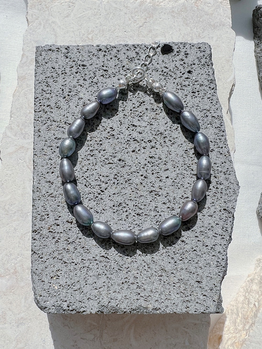 Black Pearl Bracelet (Silver925) 블랙 진주 실버 팔찌