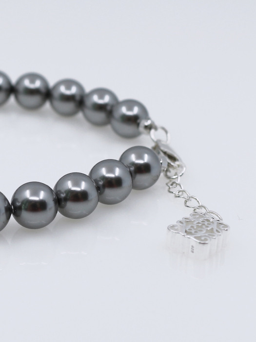 Classic Anagram Pearl Bracelet[Grey/92.5Silver]
