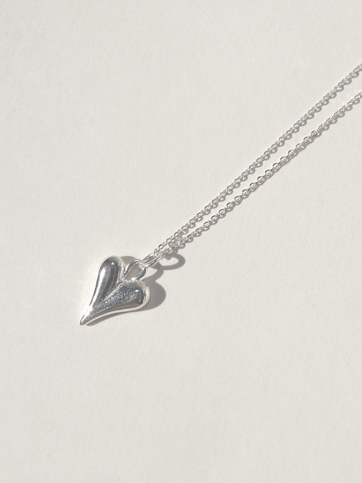 Pointy Heart Necklace (silver925)