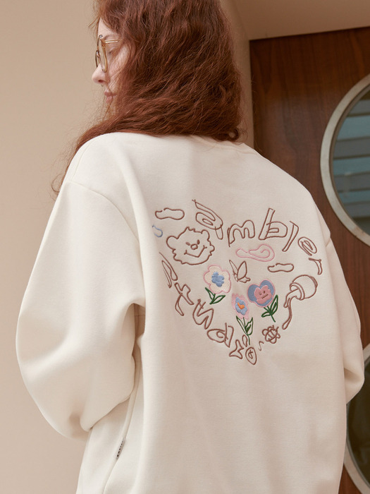 Flower heart Over fit Sweatshirt AMM1107 (Ivory)