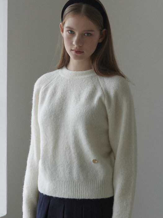 Alpaca Raglan Sleeve Knit - Ivory