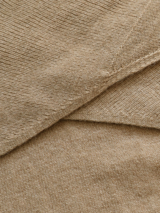 Triangle cashmere muffler (Camel)