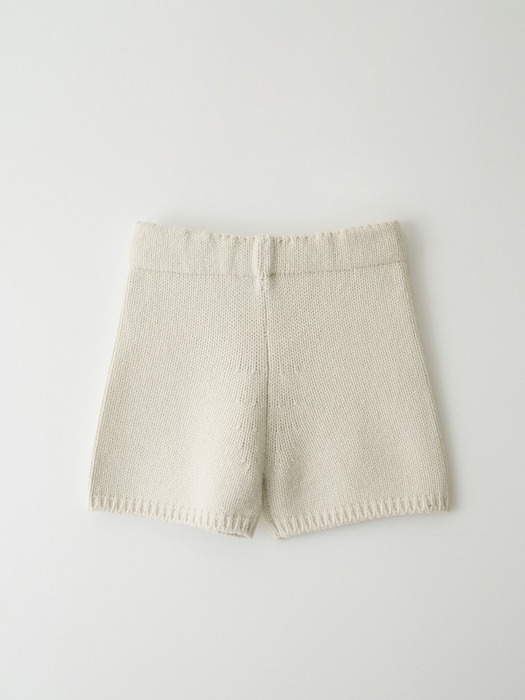 Knitted short pants (Ivory)