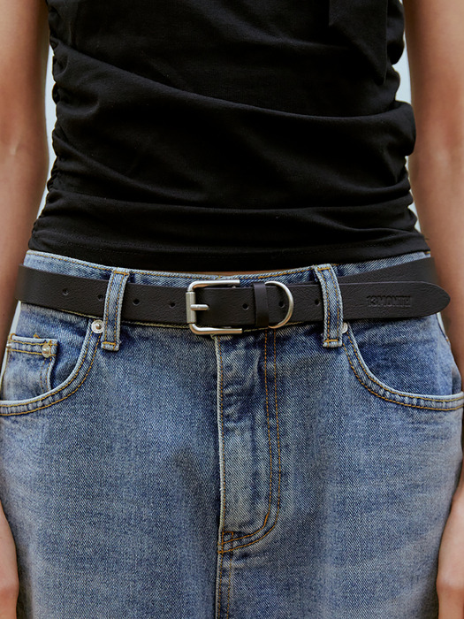 Essential Leather Buckle Belt (BLACK)