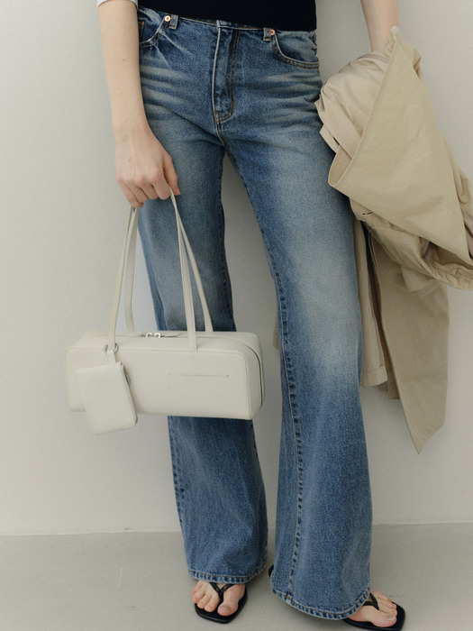 East West Bag Ivory