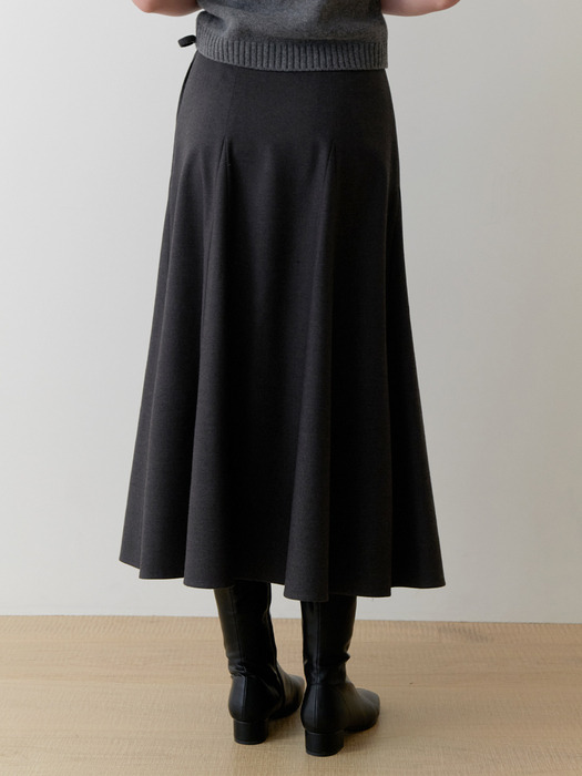 Lavender wool skirt (charcoal)