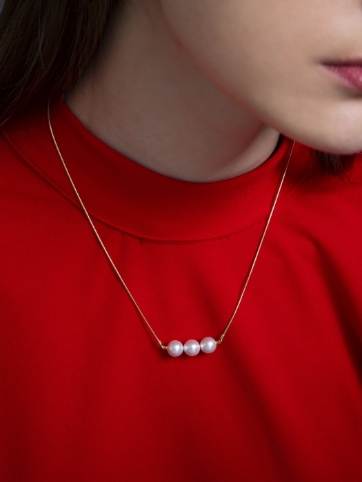 Snowball Necklace
