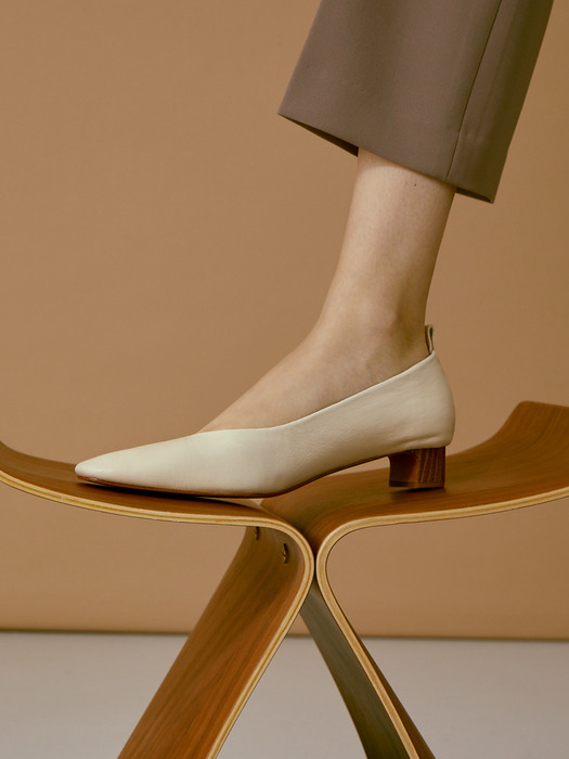 LAMBSKIN LEATHER PUMPS_IVORY