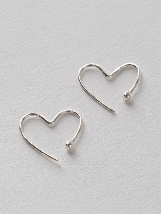 Love Line Earrings_ARe21308