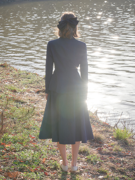 NAVY FULL SKIRT