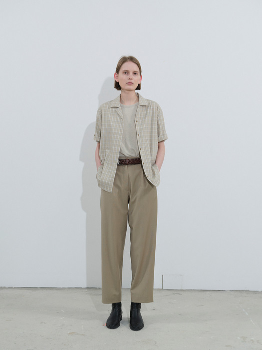 wool pintuck trousers (beige)